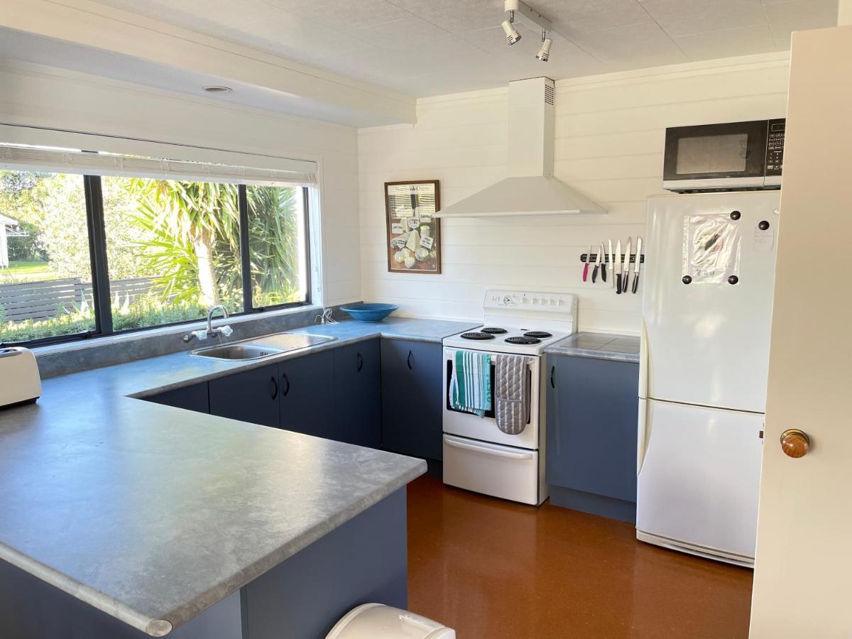 House - 3 Bedroom *
